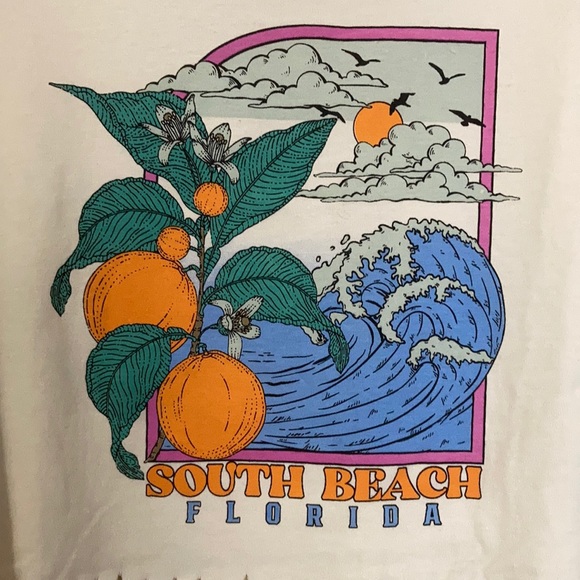 South Beach 🏖 Fringe Sleeveless Top - Picture 1 of 6